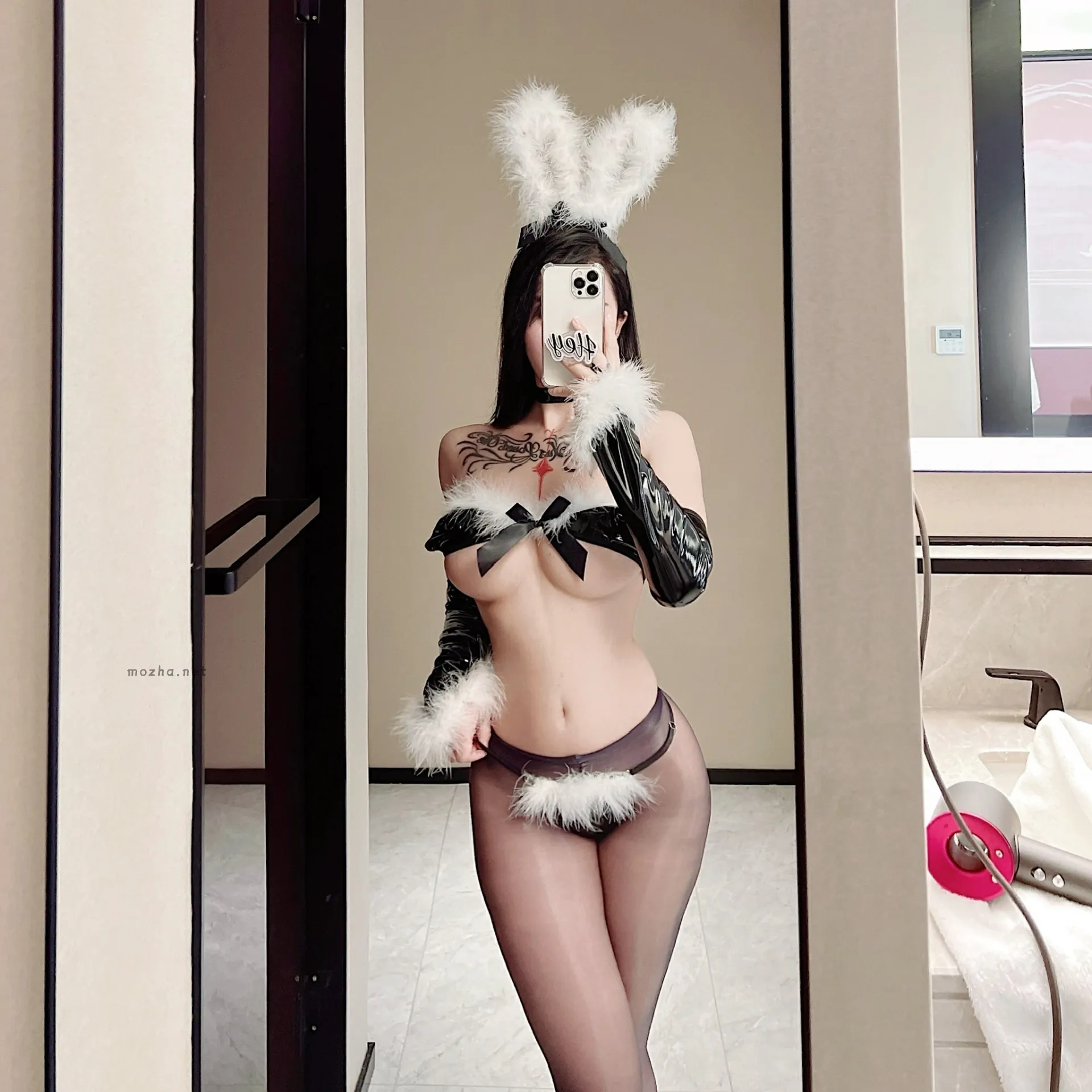 张老师 – 油光开档一根线【14P】